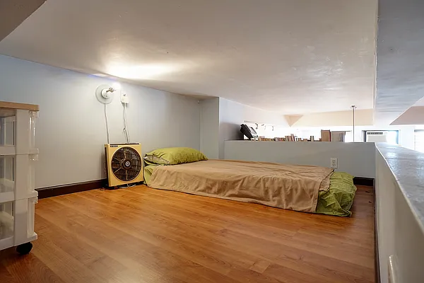 Rented by Compass | media 17