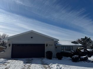 15250 Orlan Brook Dr, Orland Park, IL