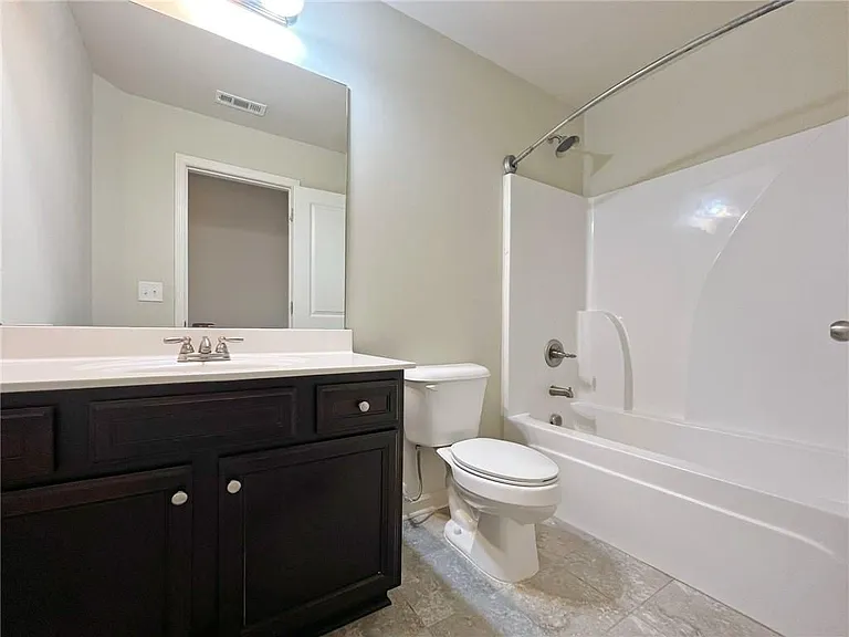 330 Holdings Dr — Photo 22