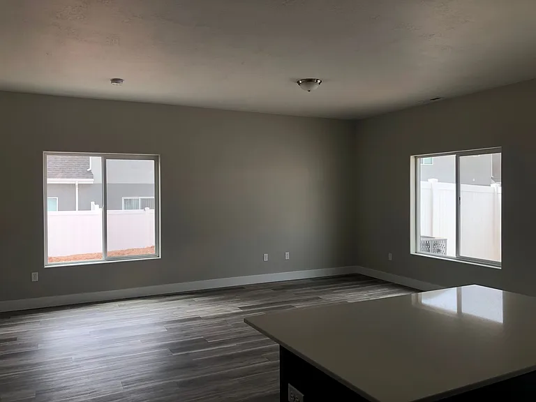 1548 W Pyrite Ln #D — Photo 6