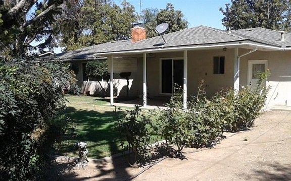 2nd image of 535 W Acacia Dr