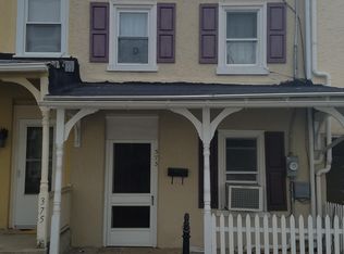 373 Martin St, Philadelphia, PA 19128