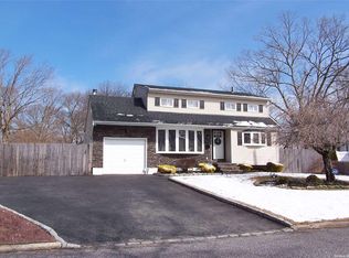 4 Winston Rd, Centereach, NY 11720