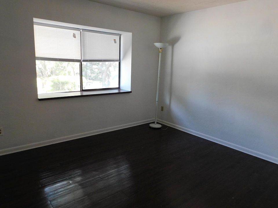 1st image of 3643 NE 20th Pl #3643