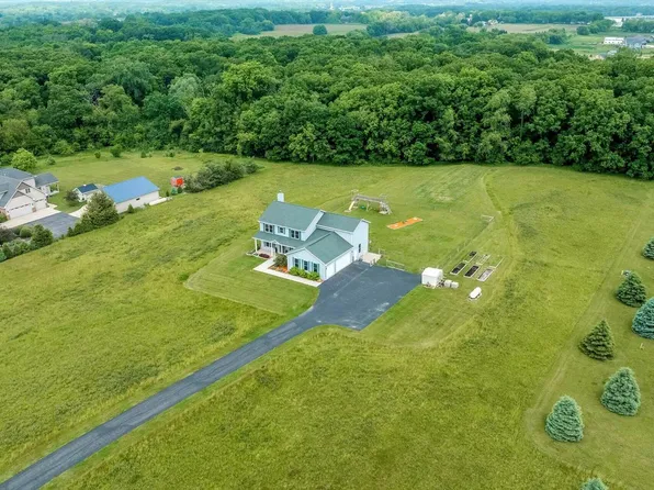 28900 Rowntree ROAD, Burlington, WI 53105