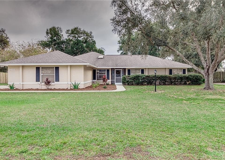 1st image of 1421 Covey Cir S