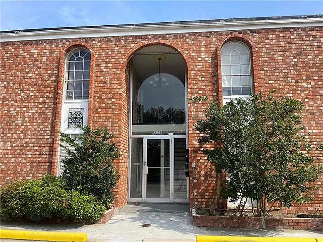 1 bed, 1.0 bath, 750 sqft, $1,150 — Photo 2
