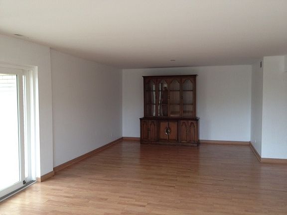 4th image of 407 Franklin Ave APT 4D