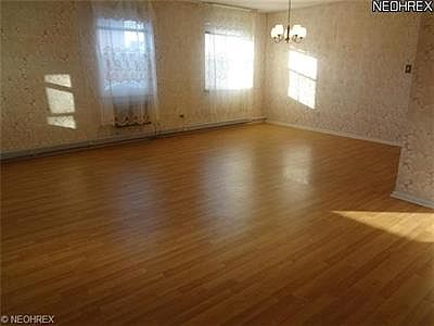 3rd image of 13821 Cedar Rd APT 205B