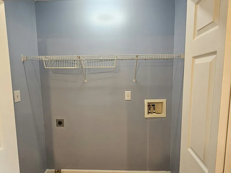 389 Ivywood Ln — Photo 28