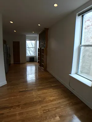 Rented by Noble Property LLC | media 18