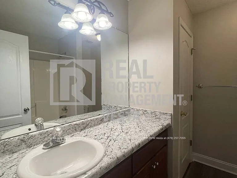 313 Canterfield Dr — Photo 14