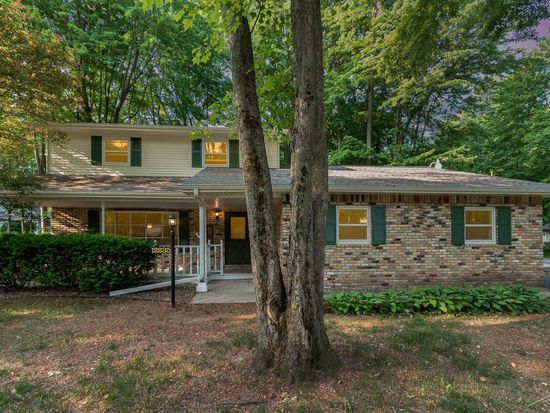 12235 Palatial Dr, Freeland, MI 48623