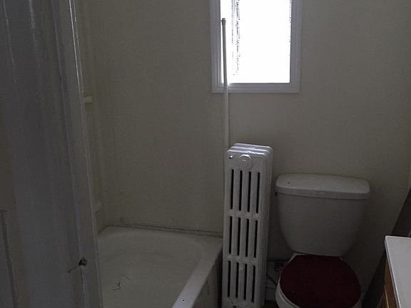 5th image of 536 E Ashmead St