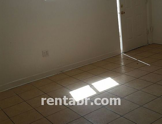 4th image of 1826 W Mississippi Ave