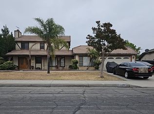 823 N Driftwood Ave, Rialto, CA 92376