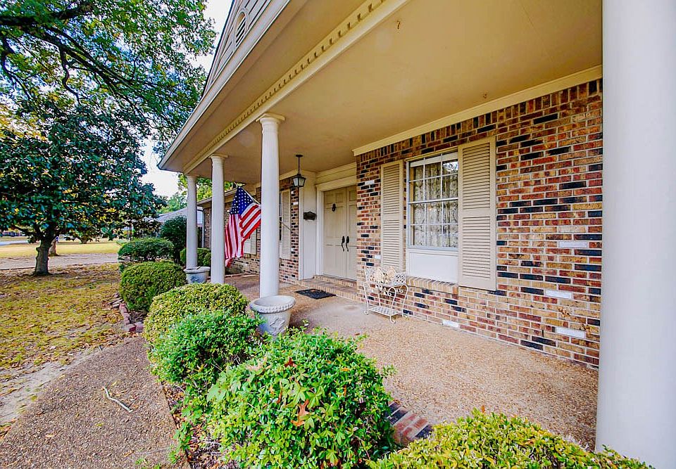 805 W Barton Ave, West Memphis, AR 72301 Zillow