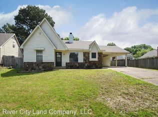 5040 Barkshire Dr, Memphis, TN 38141