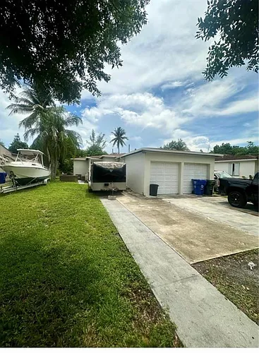 2520 Fillmore St Photo 1