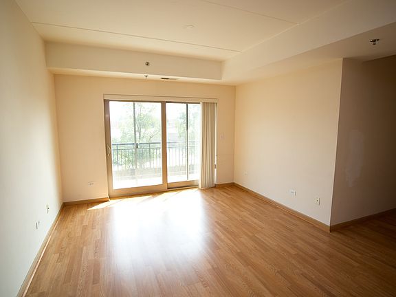 5th image of 2322 S Canal St Unit 311