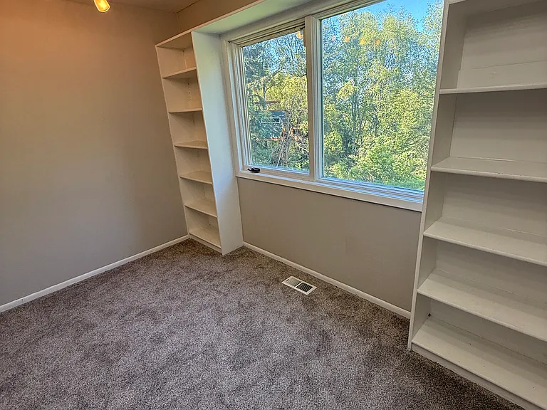 18728 Snowy Plover Cir — Photo 23