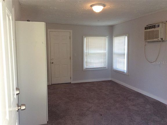 3rd image of 8917 Rocky Creek Dr Unit B