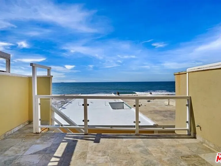 11770 Pacific Coast Hwy #D — Photo 17