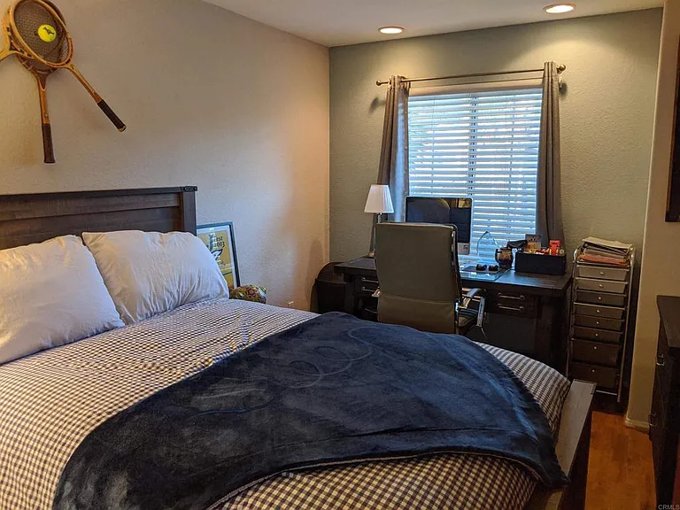 4381 Corte De La Fonda — Photo 32