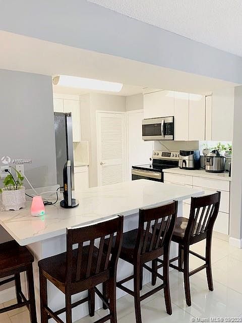 1st image of 9110 Fontainebleau Blvd APT 301