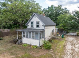 66 Chestnut Hill Rd, Rochester, NH 03867