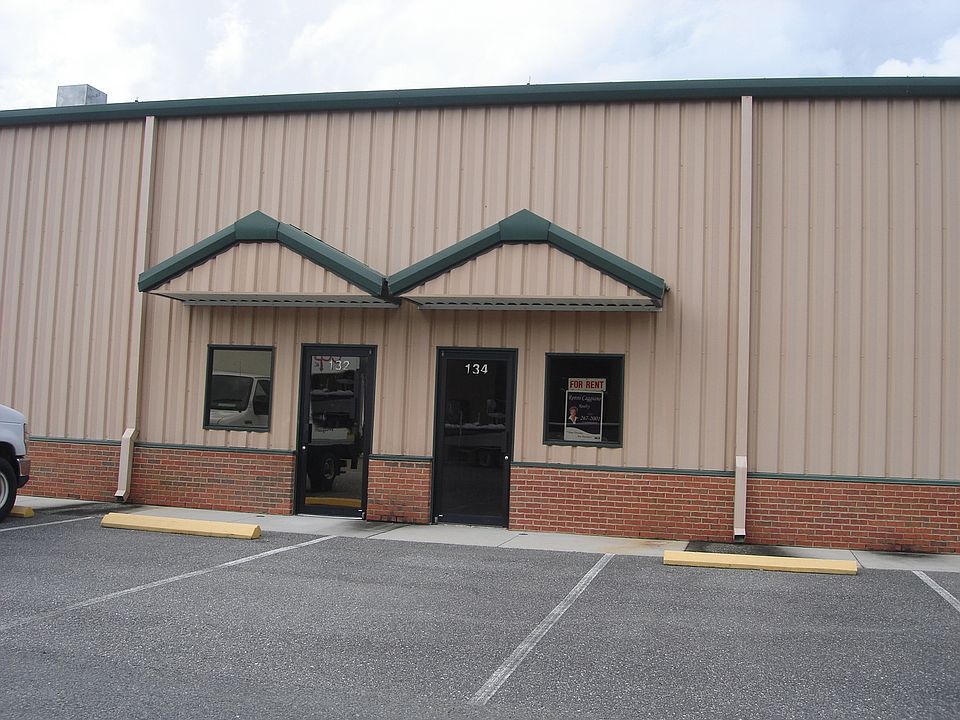 1st image of 134 Park Center St