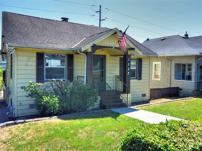 1113 E Marine View Drive, Everett, WA, 98201