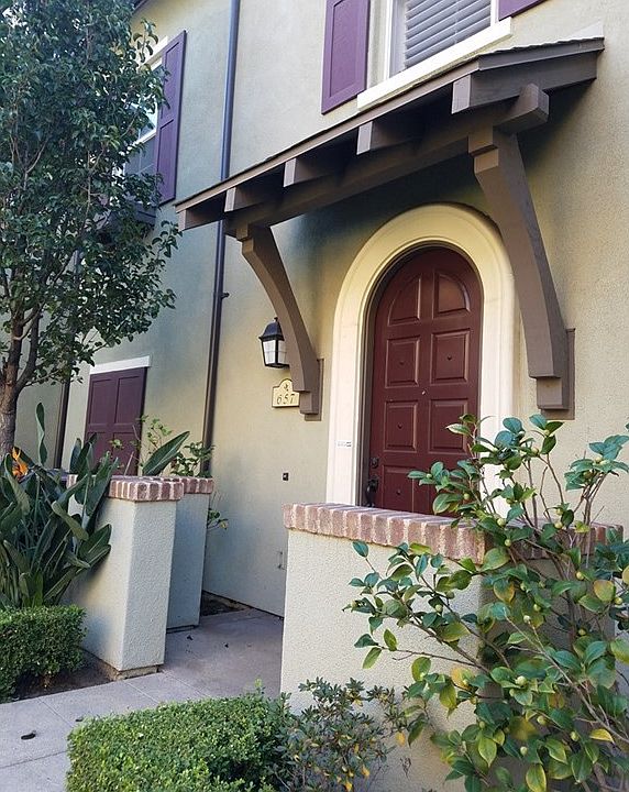 1st image of 657 S Melrose St