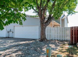 557 Kendall Dr, Hastings, MN 55033