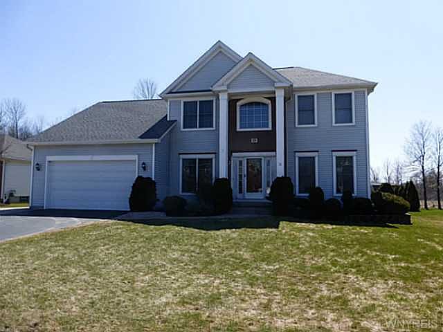 1st image of 19 Apple Blossom Blvd