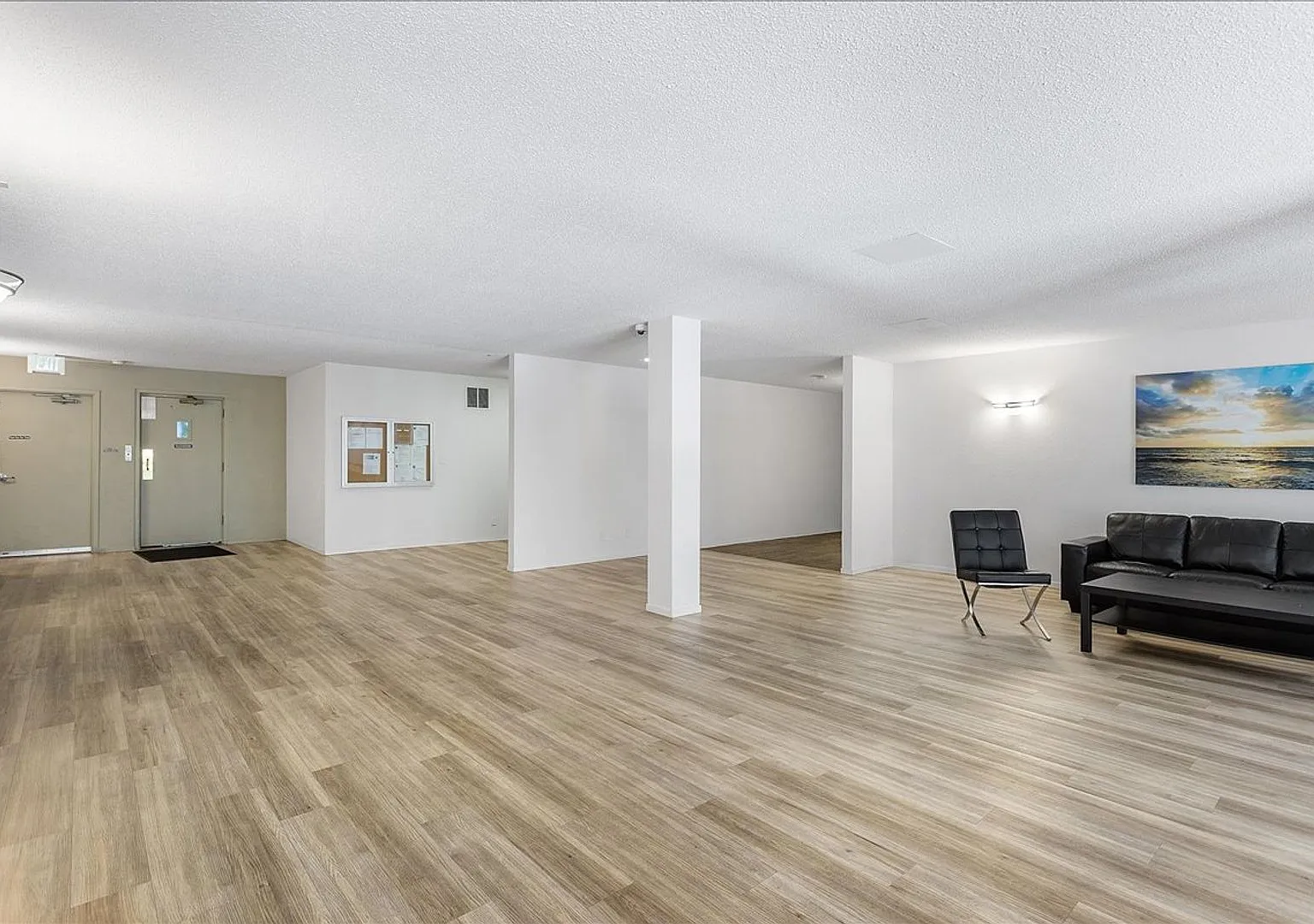 955 Shorepoint Ct. #102 - 1 bedroom | 1 bath | Condo — Photo 3