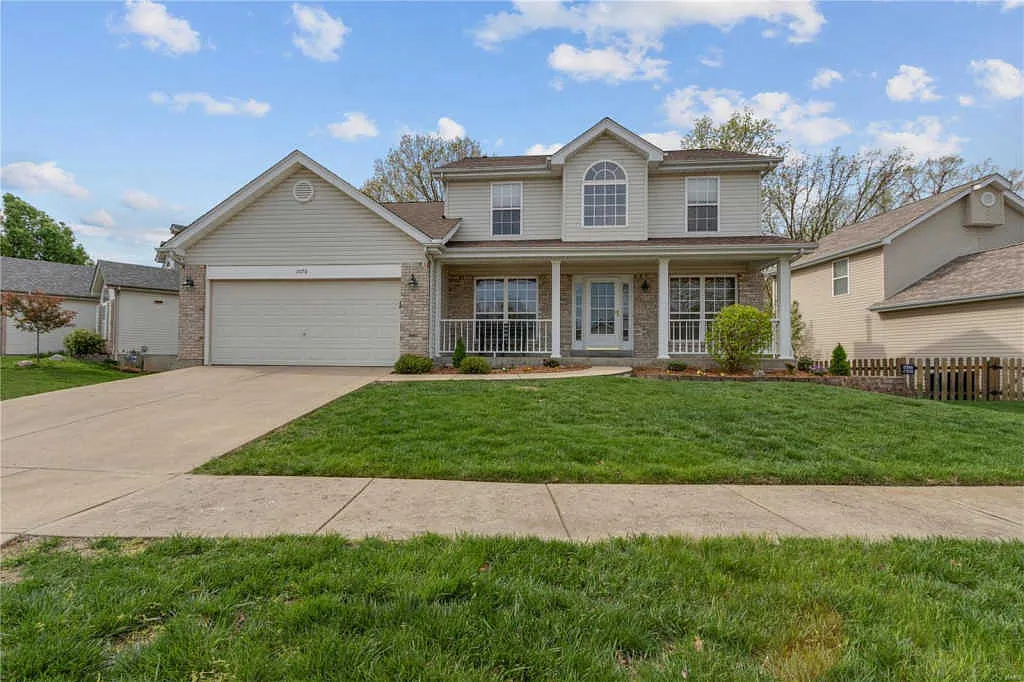 1076 Caleb Dr photo 1