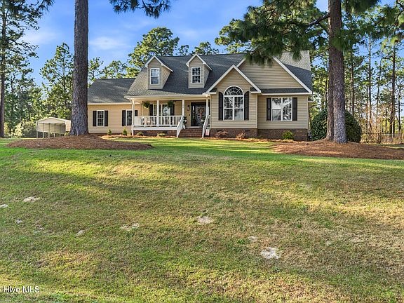 3rd image of 106 Pinewild Lane