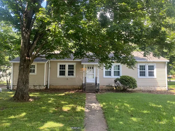 706 Logan Way, Bowling Green, KY 42101