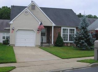 507 Virgin Island Dr, Williamstown, NJ 08094