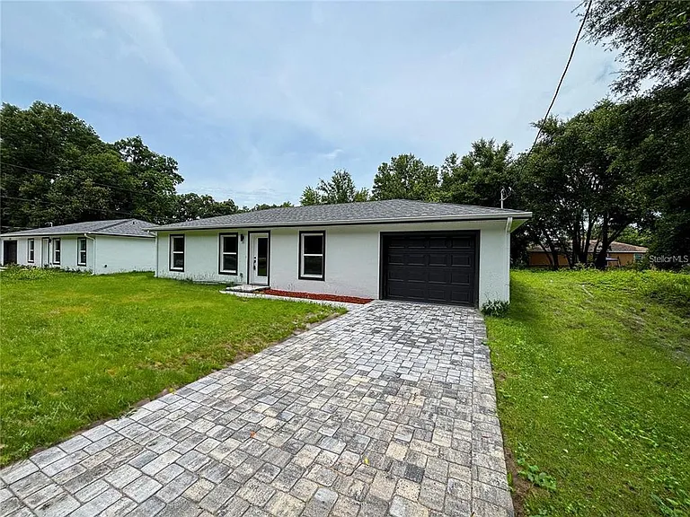 4202 Westminster Rd — Photo 1