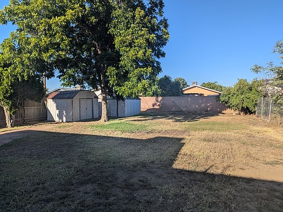 2nd image of 1524 Melody Ln