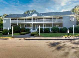 22 Main Street Ext APT C5, Simsbury, CT 06081