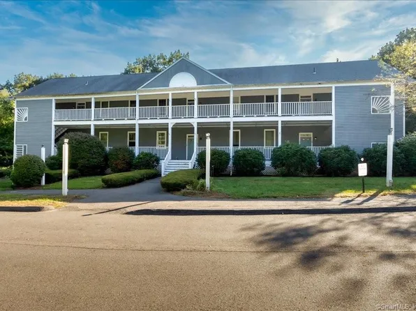 22 Main St Extension #C5, Simsbury, CT 06081