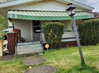 1734 Ohio Ave NE, Canton, OH