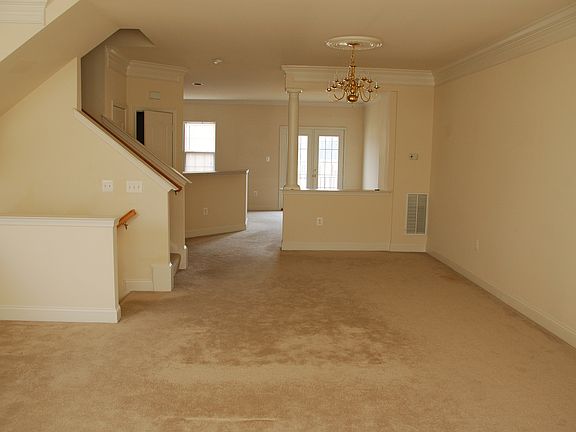 2nd image of 16801 Sweeney Ln