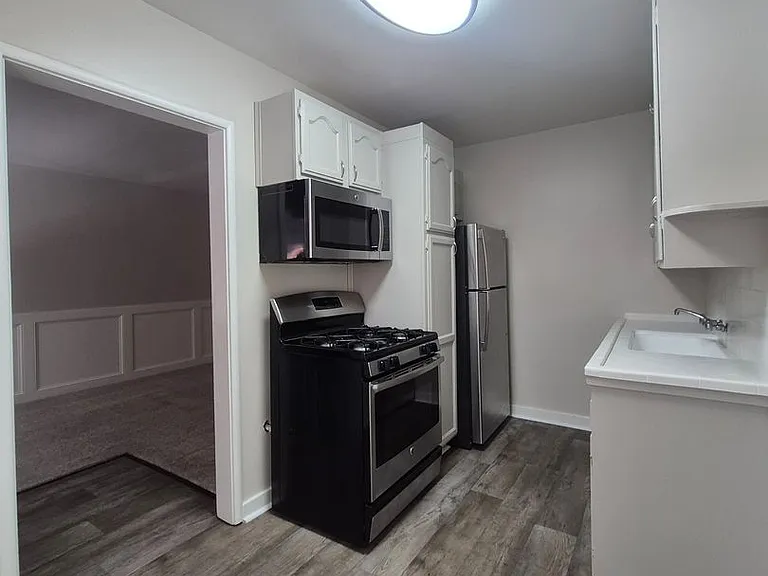 Braden Manor Apartments — Photo 6