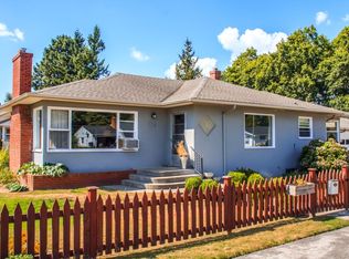 114 S 16th St, Lynden, WA 98264