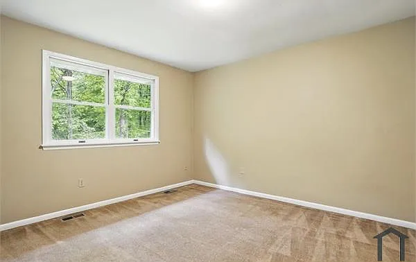 9230 Woodcreek Ct — Photo 10