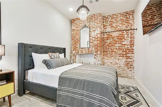 1212 N Rampart St #101 — Photo 25